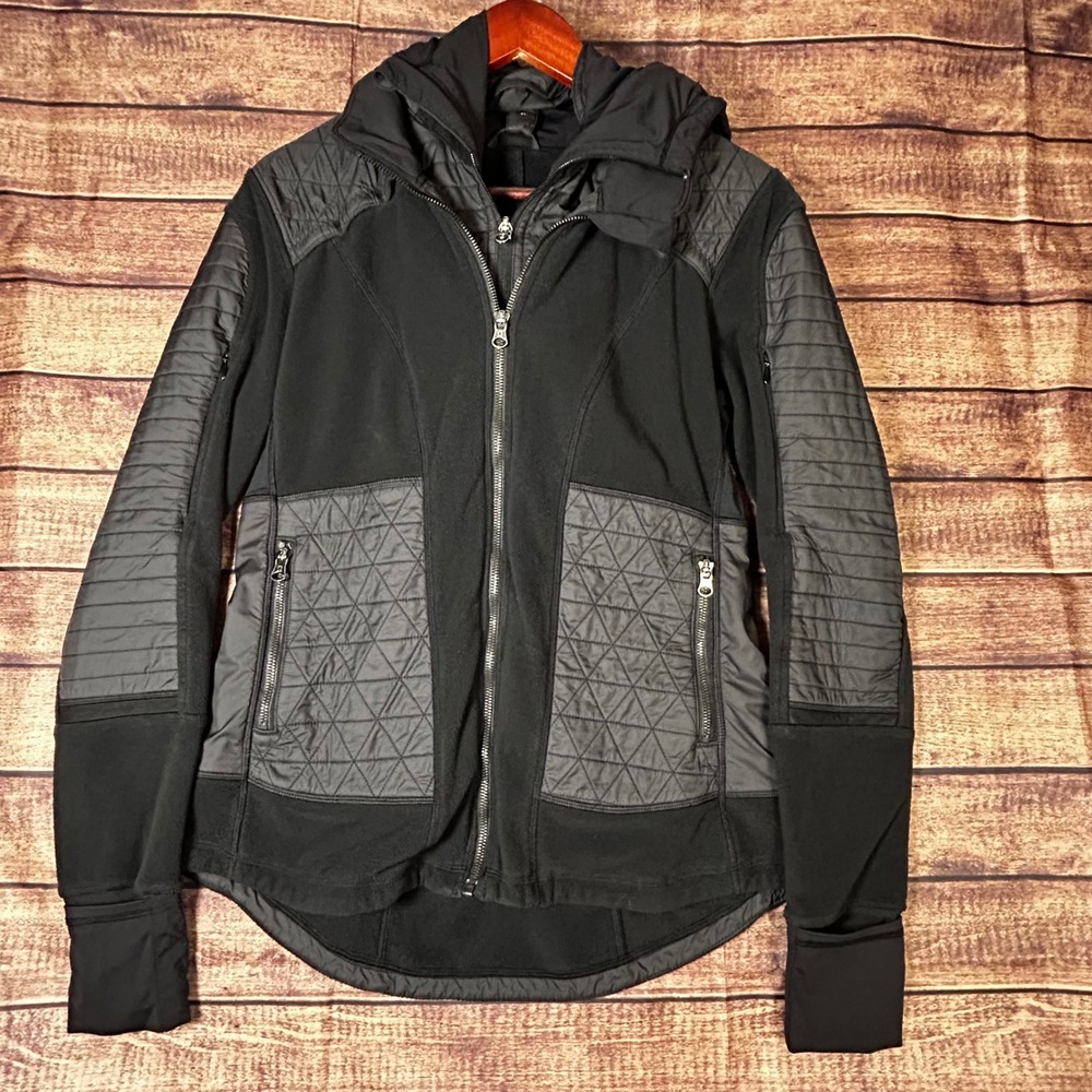 Lululemon Black Fleecy Keen Hooded Jacket Full Zip Quilted Thumb Size 10